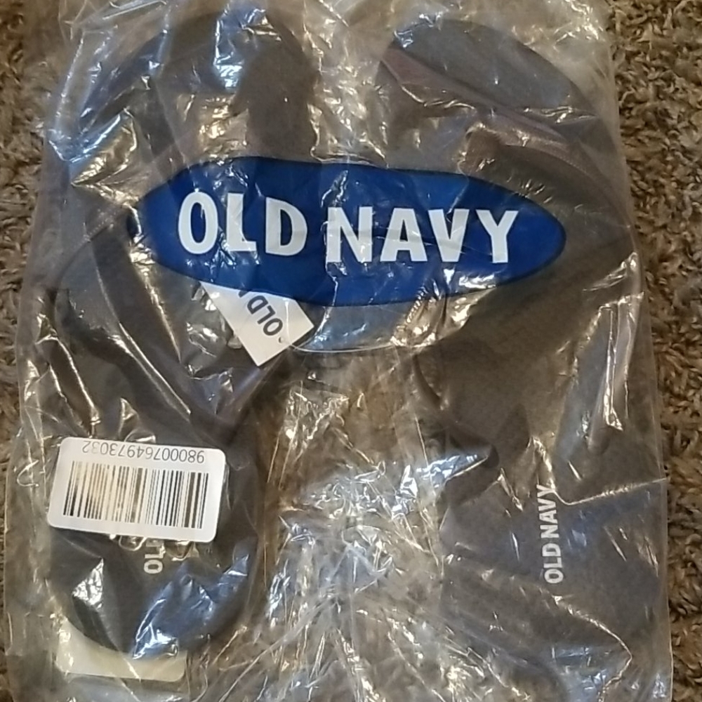 Old navy flip flops